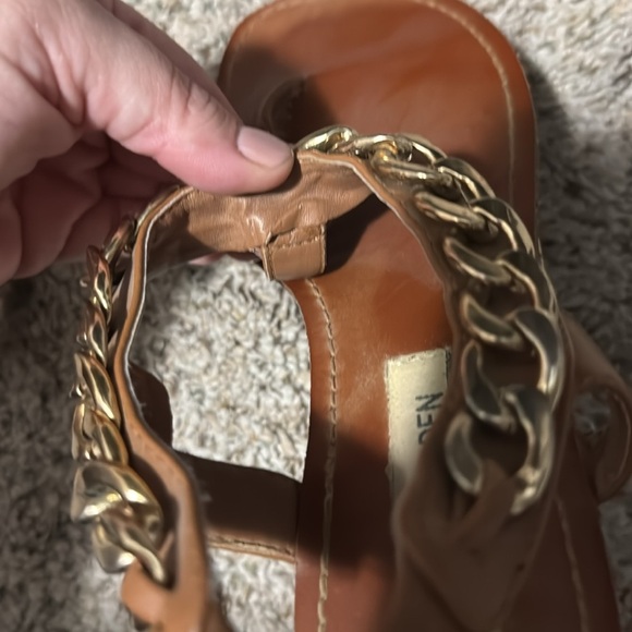 Steve Madden Brown and Gold Sandals with Braided Straps - Picture 5 of 6